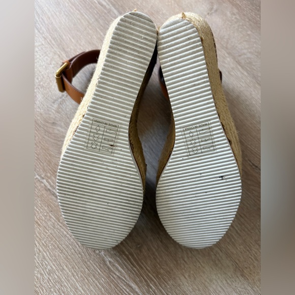 Chloe wedges size 8 - Picture 7 of 10